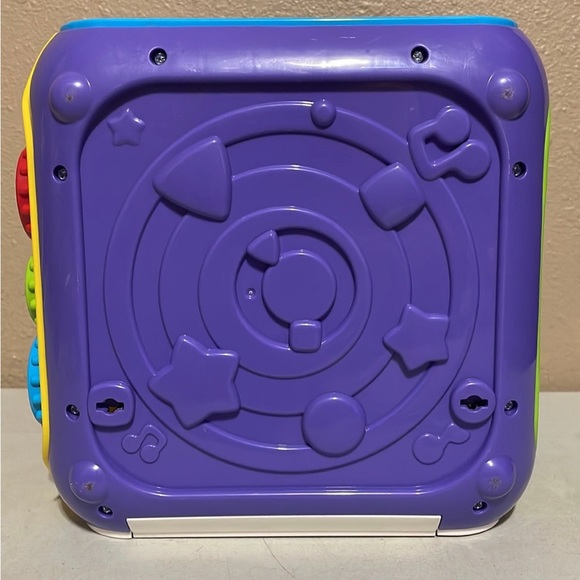 Vtech Sort & Discover Activity Cube Interactive Baby Toddler Learning Tool - Picture 5 of 6